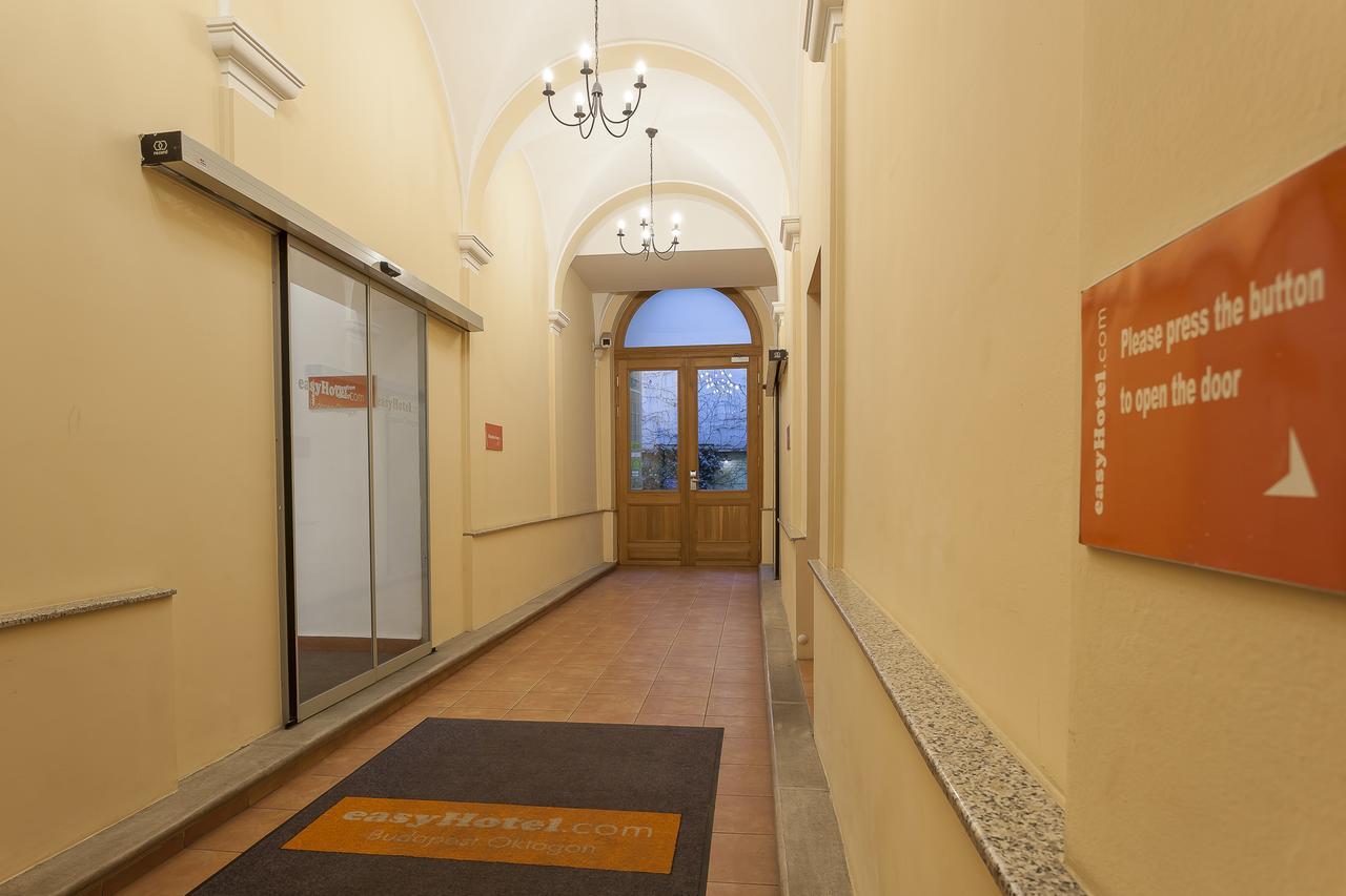 Easyhotel Oktogon Budapesta