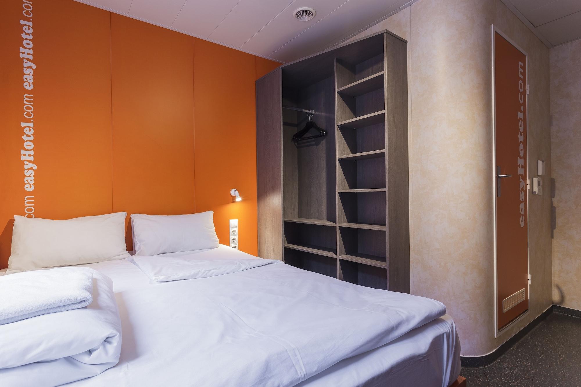 Easyhotel Oktogon 3* Будапешт